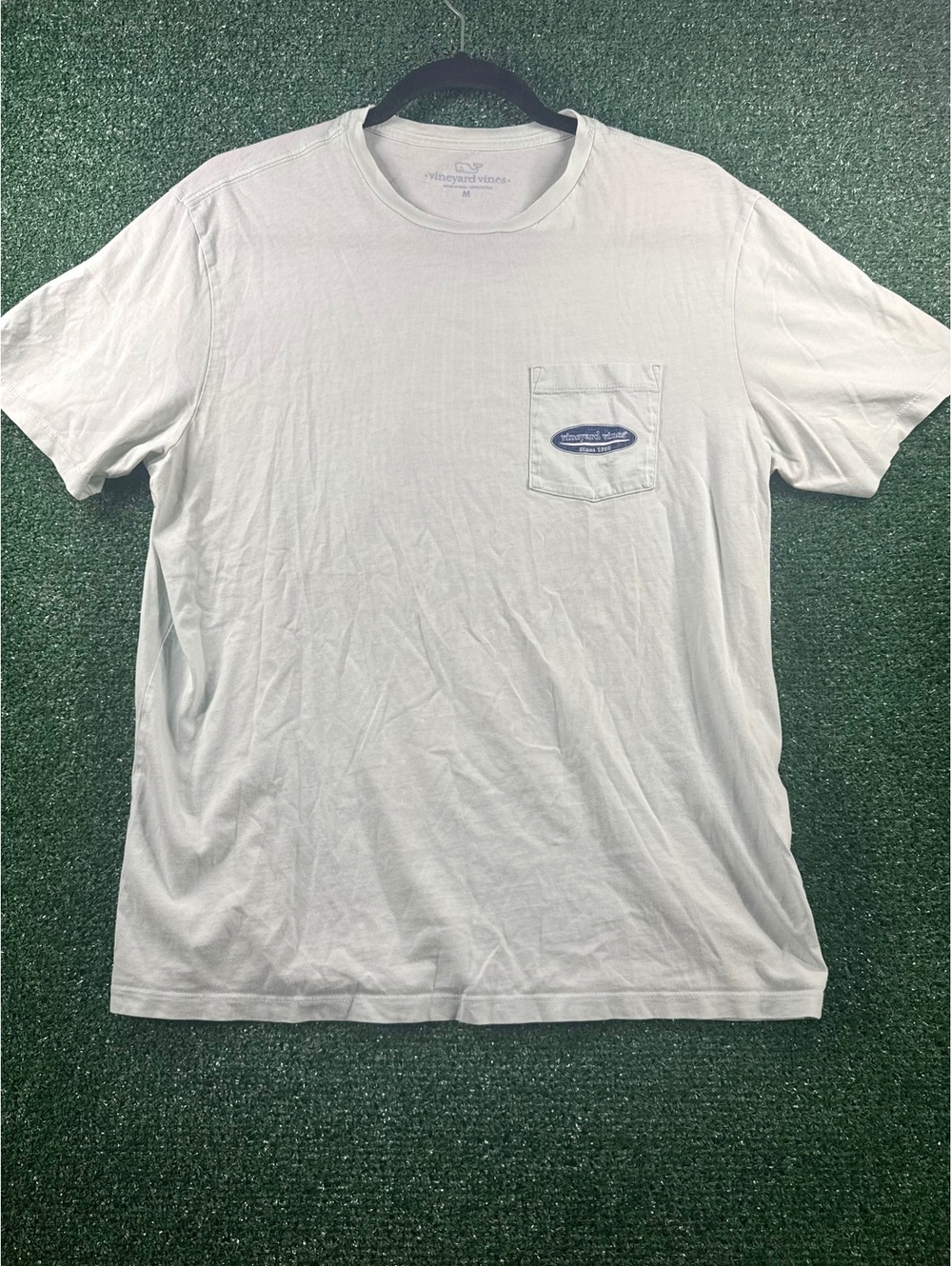Vineyard Vines Men’s Medium Pocket T-Shirt Blue Oval Logo Short Sleeve Cotton